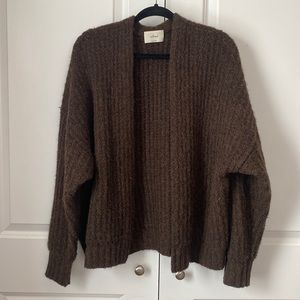 Aritzia Wilfred Jillian Cardigan. Size L